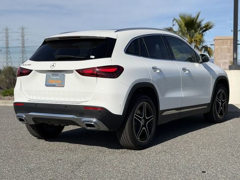 Used 2022 Mercedes-Benz GLC 300 image 8