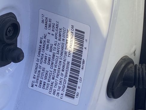 Used 2017 Honda Civic EX image 9