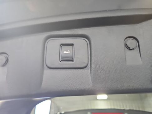 Used 2023 Nissan Murano SL w/ SL Moonroof Package AWD/4WD image 13