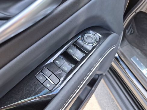 Used 2024 Cadillac Escalade Sport w/ LPO, ONYX Package AWD/4WD image 22
