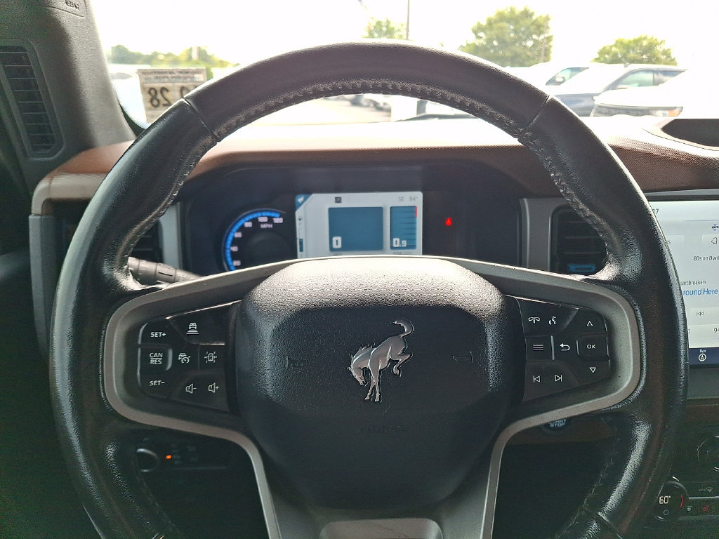Used 2023 Ford Bronco Outer Banks AWD/4WD image 18