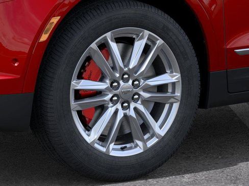 New 2026 Cadillac XT5 Sportv w/ LPO, Floor Liner Package image 10