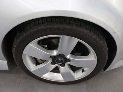 Used 2009 Pontiac G8 GT w/ Premium Package RWD image 3