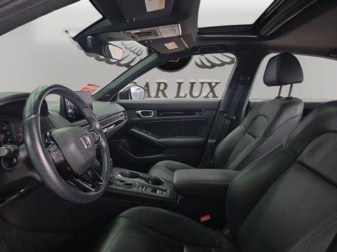 Used 2025 Honda Civic Sport Touring image 9