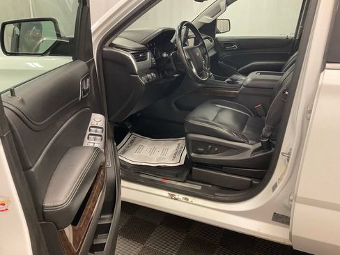 Used 2016 Chevrolet Suburban LT AWD/4WD image 4