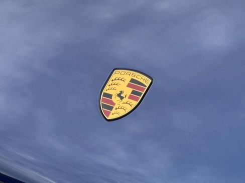 New 2025 Porsche Macan image 12