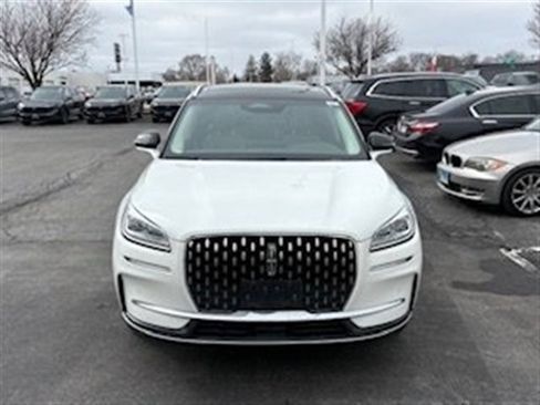 Used 2023 Lincoln Corsair Reserve w/ Equipment Group 201A image 12