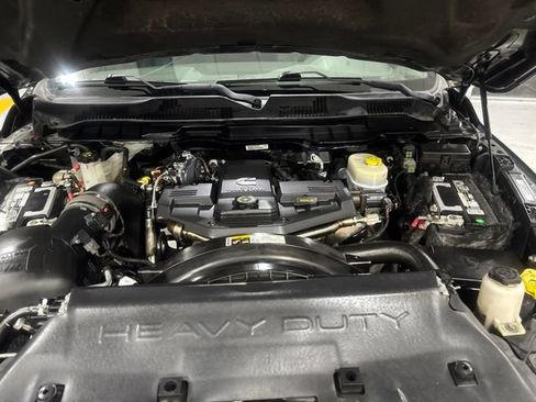 Used 2016 RAM 2500 Tradesman w/ Chrome Appearance Group AWD/4WD image 40