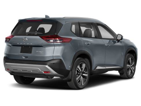 Used 2021 Nissan Rogue Platinum image 2