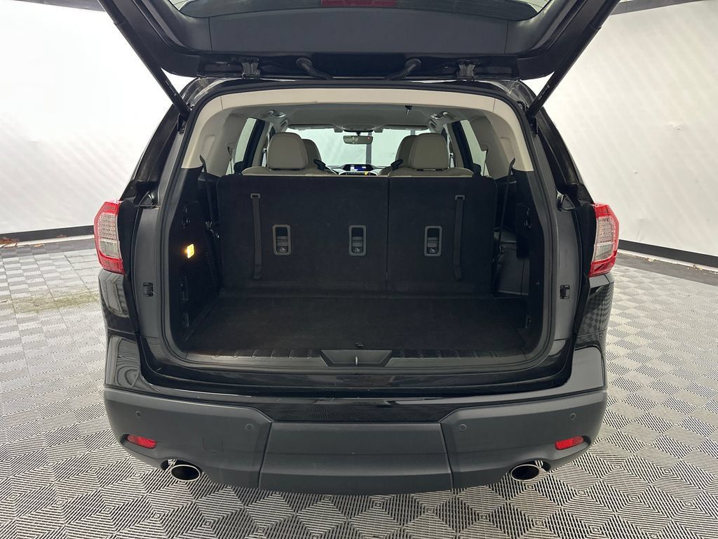 Used 2022 Subaru Ascent Limited AWD/4WD image 21