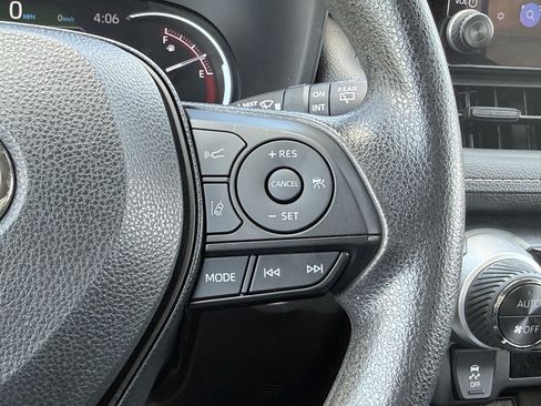 Certified 2024 Toyota RAV4 XLE AWD/4WD image 26