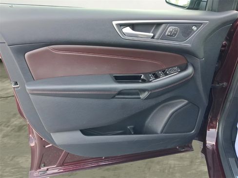 Used 2020 Ford Edge Titanium w/ Equipment Group 301A image 19
