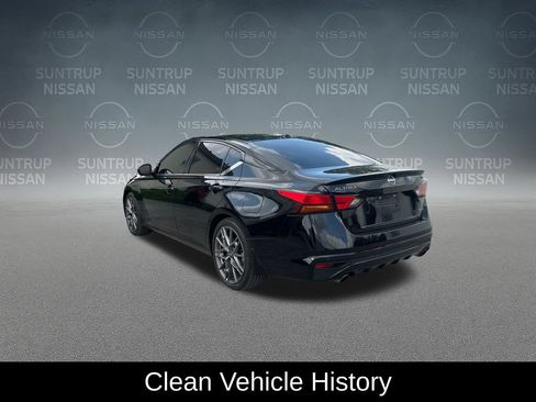 Used 2024 Nissan Altima 2.0 SR FWD image 4
