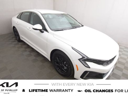 New 2026 Kia K5 LXS image 3