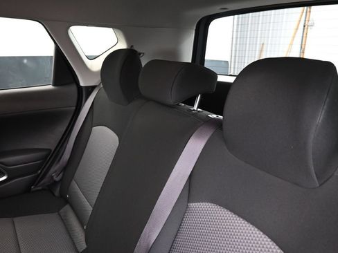 Used 2023 Kia Soul LX FWD image 12