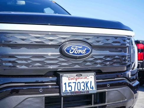 Used 2025 Ford F150 Lightning Platinum AWD/4WD image 5