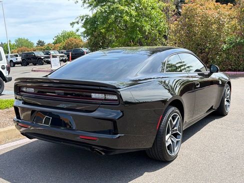 Used 2026 Dodge Charger Scat Pack AWD/4WD image 7