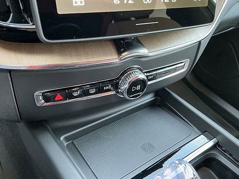 New 2026 Volvo XC60 T8 Plus w/ Climate Package image 20