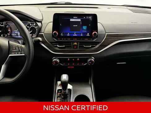 Certified 2025 Nissan Altima 2.5 SV FWD image 16