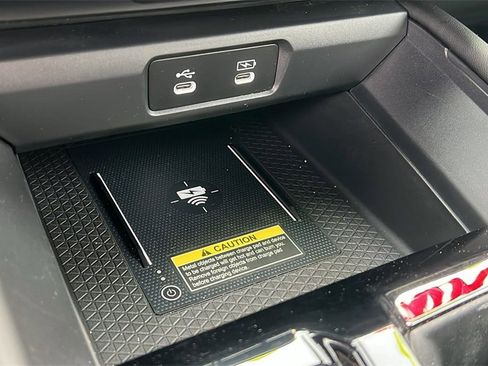 Used 2023 Honda Accord Touring image 15