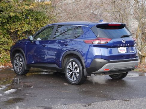 Certified 2023 Nissan Rogue SV image 16