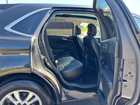 Used 2015 Ford Edge SEL w/ Equipment Group 201A AWD/4WD image 39