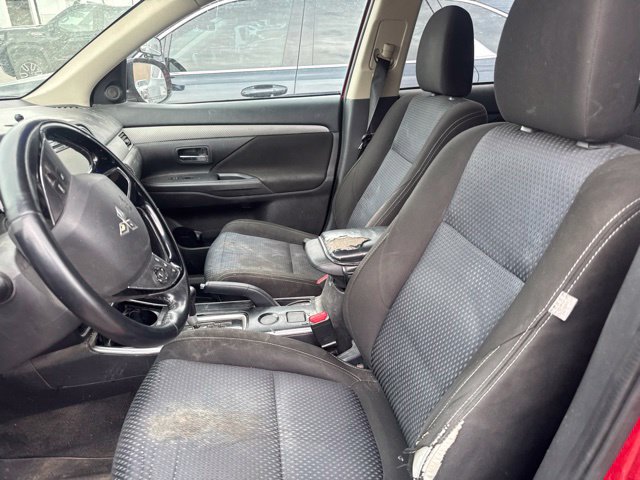 Used 2017 Mitsubishi Outlander ES FWD image 9