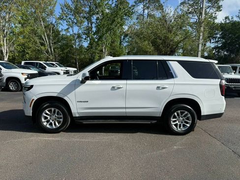 Used 2025 Chevrolet Tahoe LT AWD/4WD image 2