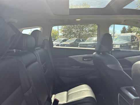 Used 2018 Nissan Murano SL AWD/4WD image 11