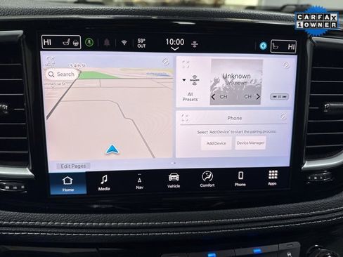 Used 2024 Chrysler Pacifica Limited image 19