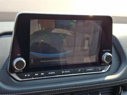 Certified 2021 Nissan Rogue SV image 50