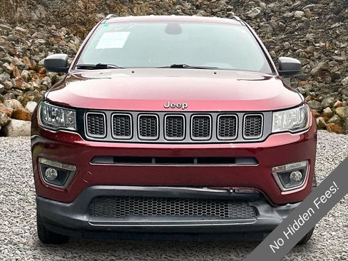 Used 2021 Jeep Compass Latitude AWD/4WD image 3