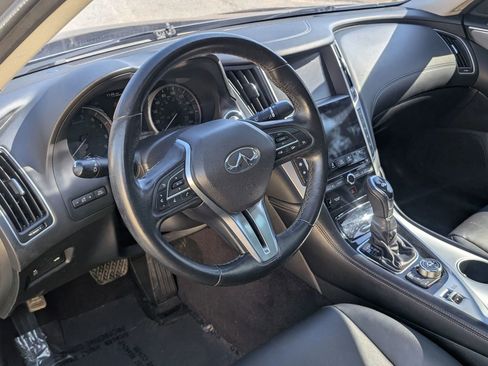 Used 2019 INFINITI Q50 Luxe w/ Essential Package (3.0T Luxe) RWD image 17