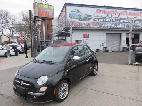 Used 2012 FIAT 500 Lounge w/ Luxury Leather Pkg image 2
