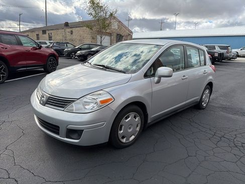 Used 2008 Nissan Versa 1.8 S w/ PWR Pkg image 3