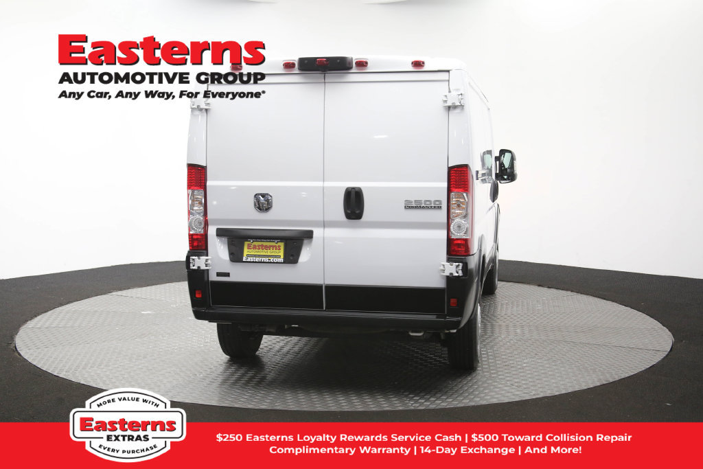 Used 2025 RAM ProMaster 2500 w/ Convenience Group FWD image 38