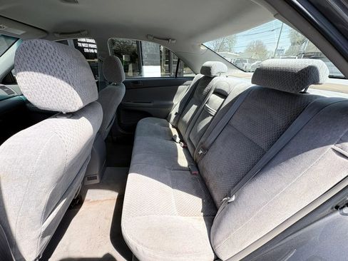 Used 2003 Toyota Camry LE image 15