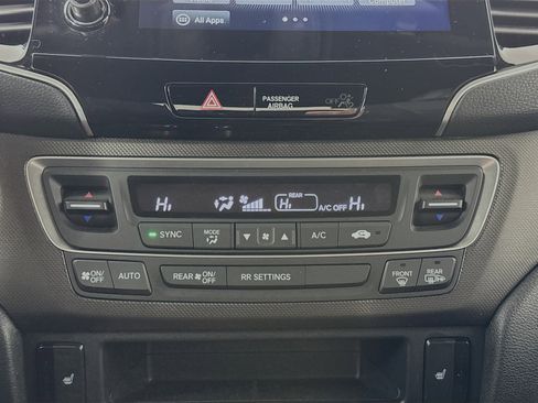 Certified 2022 Honda Passport TrailSport image 16