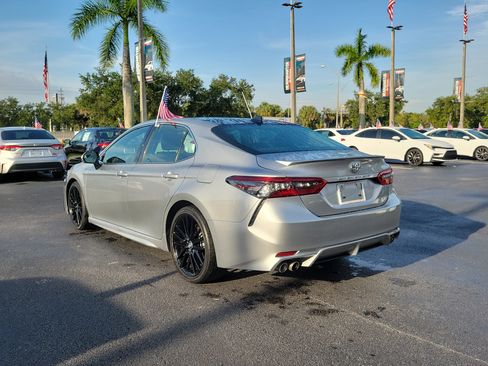 Used 2023 Toyota Camry XSE FWD image 8