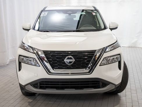 Certified 2023 Nissan Rogue SV image 2