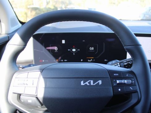 New 2026 Kia Sportage SX image 27