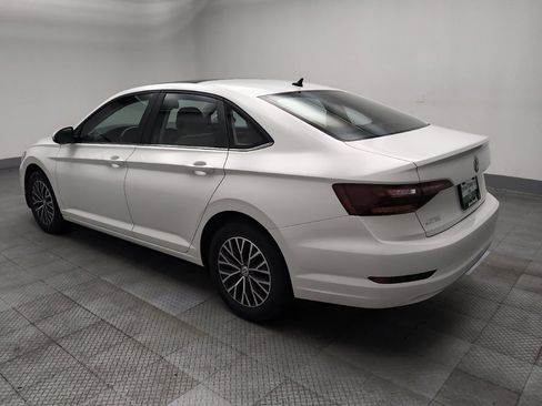 Used 2019 Volkswagen Jetta SE FWD image 3