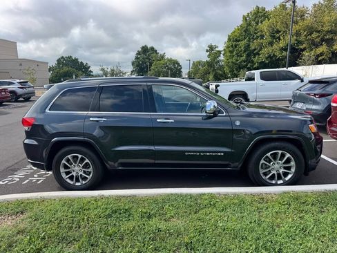 Used 2016 Jeep Grand Cherokee Overland AWD/4WD image 18