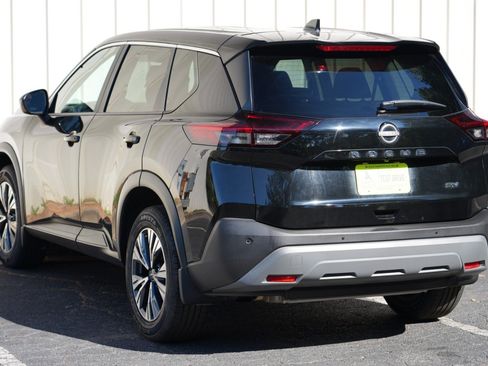 Used 2023 Nissan Rogue SV FWD image 42