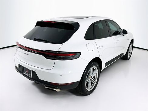 Used 2021 Porsche Macan image 8