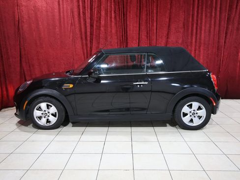 Used 2019 MINI Cooper Convertible w/ Signature Upholstery Package FWD image 4
