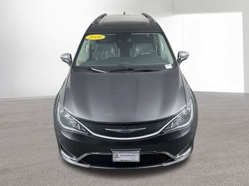 Used 2020 Chrysler Pacifica Limited w/ Advanced Safetytec Group image 47