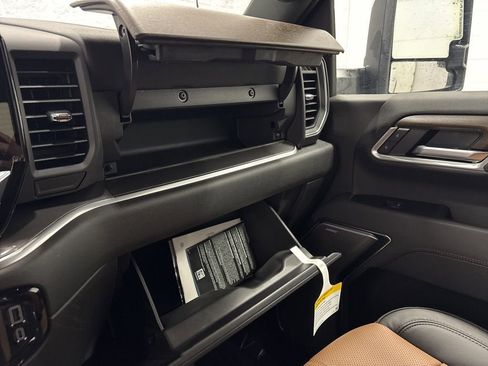 New 2026 Chevrolet Silverado 3500 High Country w/ Technology Package image 29