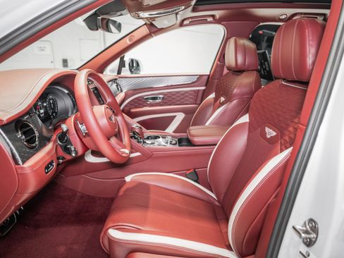 New 2026 Bentley Bentayga Speed image 18