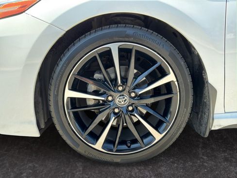 Used 2020 Toyota Camry XSE w/ Driver Assist Package FWD image 9